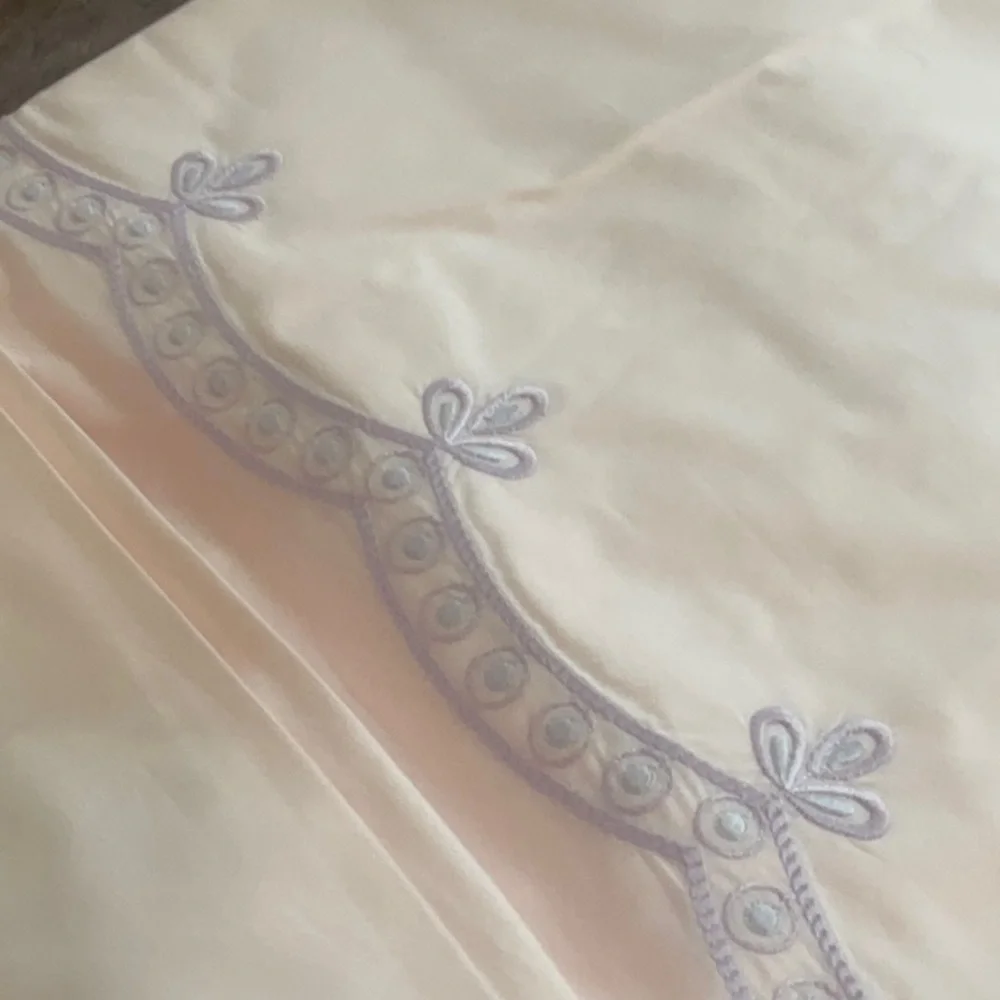 NEW PRATESI KING DUVET & 1 MATCHING EURO SHAM PALE PINK & LAVENDER EMBROIDERY